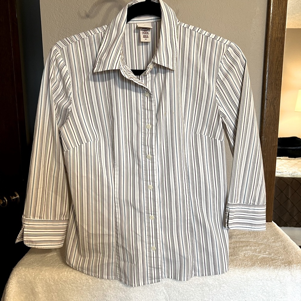 Multicolored Covington Pinstriped 3/4 Sleeve Button-Down Blouse - S